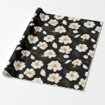 Papel De Regalo Oro Blanco Floral sobre Negro<br><div class="desc">Elegantes flores con borde dorado sobre fondo negro,  este papel de regalo es ideal para bodas,  despedidas de soltera,  cumpleaños o cualquier ocasión.</div>