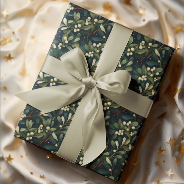 Papel De Regalo Oscuro Moody American Mistletoe vacaciones de invi (Elegant Dark and Moody American Mistletoe Winter Holiday Christmas Wrapping Paper)