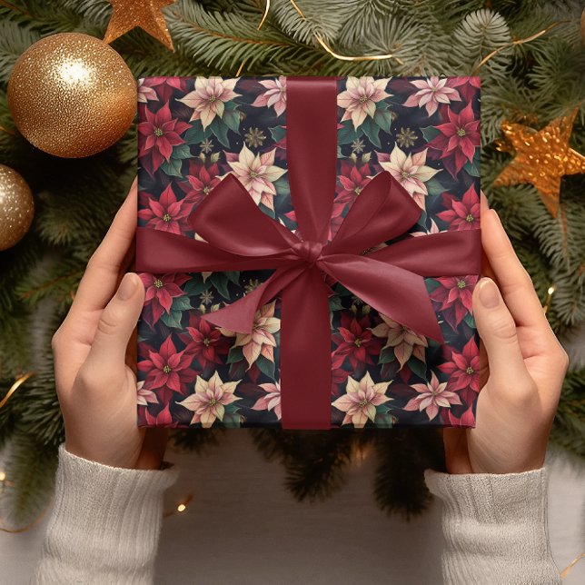 Papel De Regalo Oscuro Moody Poinsettia Floral vacaciones de invie (Elegant Dark and Moody Poinsettia Floral Christmas and Winter Holiday Wrapping Paper)