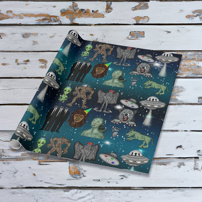 Papel De Regalo OVNI, Alien, cumpleaños criptolítico de pie grande (Subido por el creador)