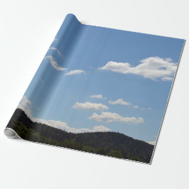 Papel De Regalo Paisaje con colinas verdes, árboles y nubes
