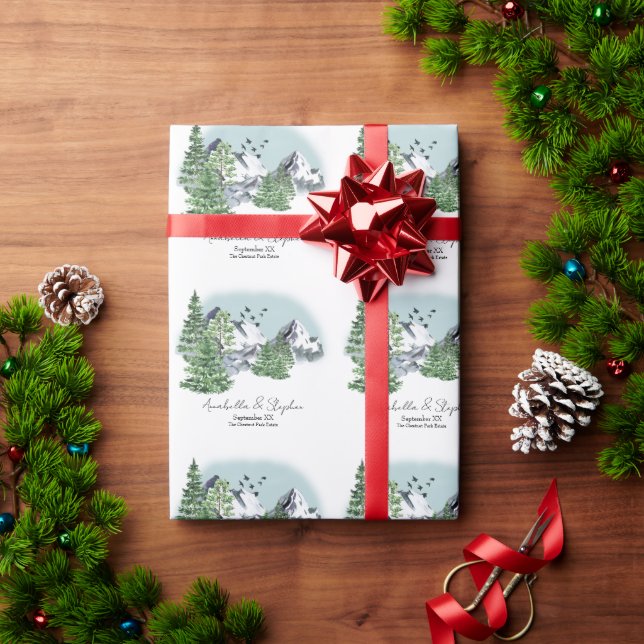 Papel De Regalo Paisaje montañoso nevado con bosques de pinos (Regalo de vacaciones)