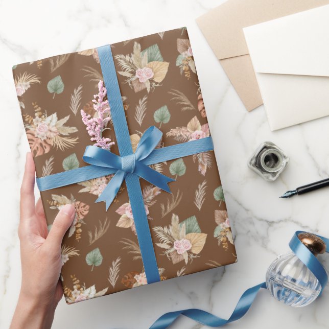 Papel De Regalo Pampas Grass & Flowers en Coffee Brown (Regalar)
