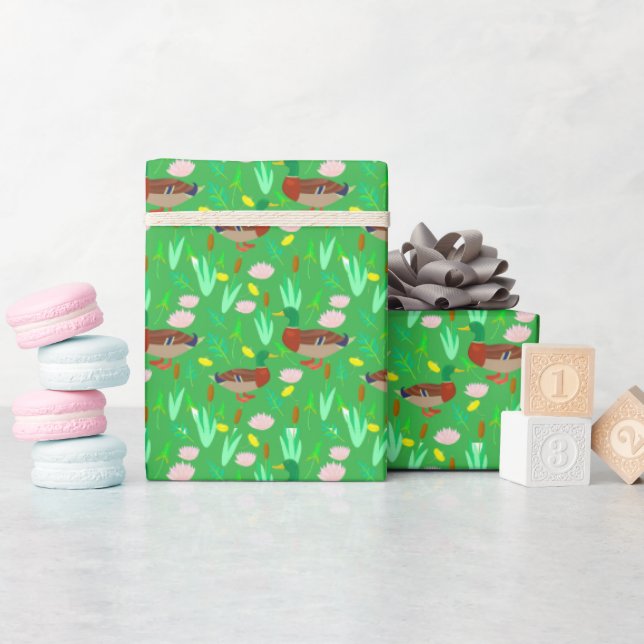 Papel De Regalo Patos mallorquines en un patrón de pantano (Baby Shower)