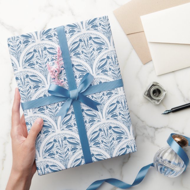 Papel De Regalo Patrón Botánico Floral Blanco y Azul de Primavera (Regalar)