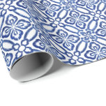 Papel De Regalo Patrón de baldosas blancas azules italianas de col<br><div class="desc">Patrón de baldosas mediterráneas vintage en azul y blanco clásico.</div>