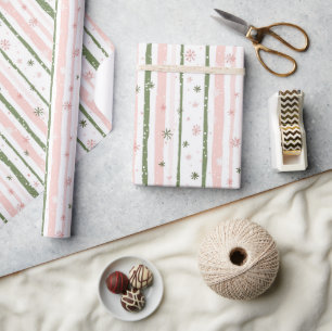 Papel De Regalo Patrón de copos de nieve rosados y verdes minimali