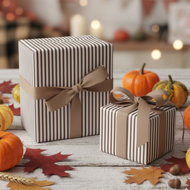 Papel De Regalo Patrón de franjas marrón claro y blanco (Light Brown Burgundy Wrapping Paper. Trendy Light Brown Blue & White Chic Stripes Pattern for Autumn)