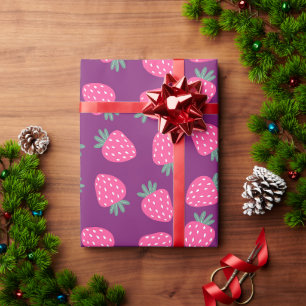 Papel De Regalo patrón de fresa jugosa rosa sobre fondo púrpura