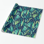 Papel De Regalo Patrón de hojas tropicales verdes y marinas y azul<br><div class="desc">Tonos verdes modernos de Guay hojas tropicales sin fisuras patrón cambiable fondo azul marino.</div>