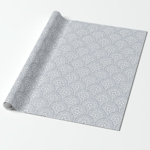 Papel De Regalo Patrón de ondas de mandala azul sobre fondo blanco