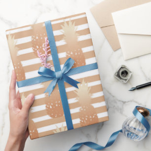 Papel De Regalo Patrón de Piñas Doradas