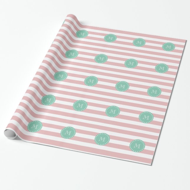 Papel De Regalo Patrón de rayas blancas rosadas, Monograma verde d (Desenrollado)