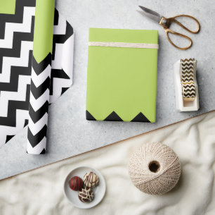 Papel De Regalo Patrón de zigzag negro y blanco, chevron, verde