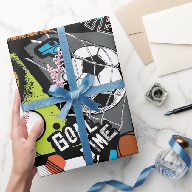Papel De Regalo Patrón Deportivo Con Balones (Regalar)