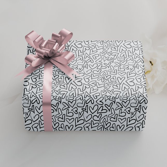 Papel De Regalo Patrón elegante de corazones blancos y negros (Subido por el creador)