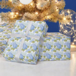Papel De Regalo Patrón elegante de flores de hidragea azul<br><div class="desc">Envuelve tus regalos con elegancia intemporal con el elegante papel de envolver de las flores de Hydrangea azul. Con un delicado diseño floral en suaves tonos azules, este artículo aporta un toque sofisticado y encantador a cualquier regalo. Perfecto para cumpleaños, bodas, aniversarios y ocasiones especiales, realza tu presentación de regalo...</div>