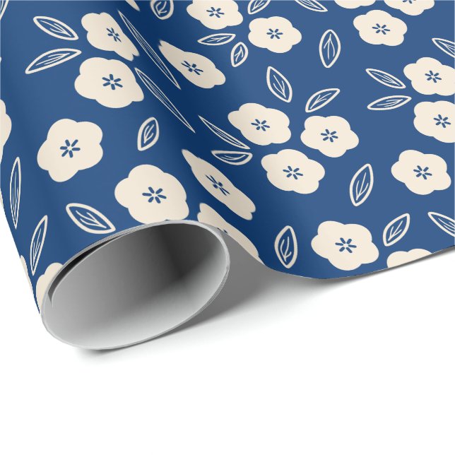 Papel De Regalo Patrón floral japonés azul oscuro y champán (Esquina del rollo)