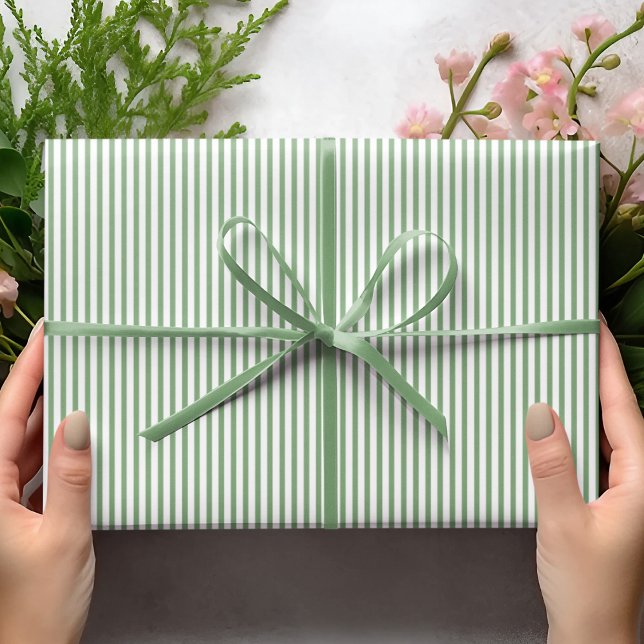 Papel De Regalo Patrón rayado verde y blanco de pinzas (Elegant Summer Green and White Simple Pinstripe Pattern with Modern Green and White Thin Stripes.)