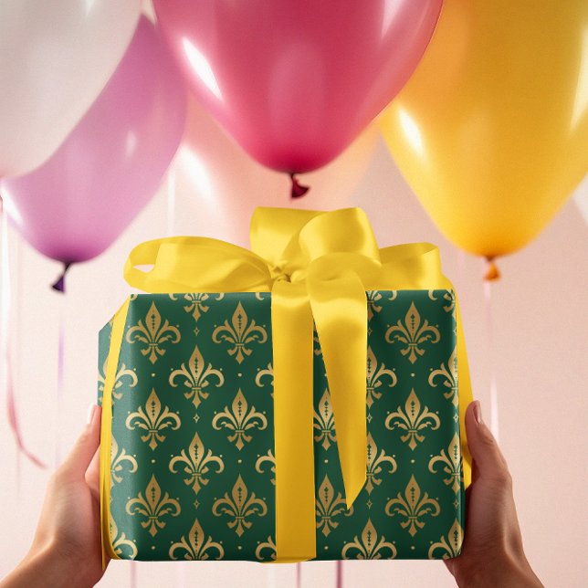 Papel De Regalo Patrón sin fisuras de oro sobre verde (Subido por el creador)