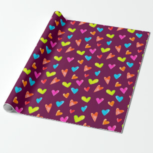 Papel De Regalo Patrón sin foco de corazones multicolores en un pu