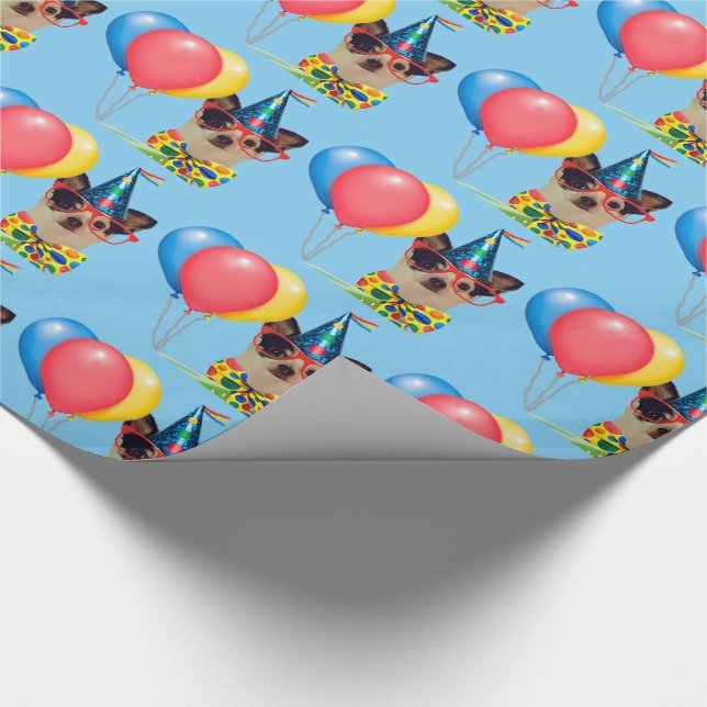 Papel De Regalo Perro del feliz cumpleaños en el gorra (Esquina)
