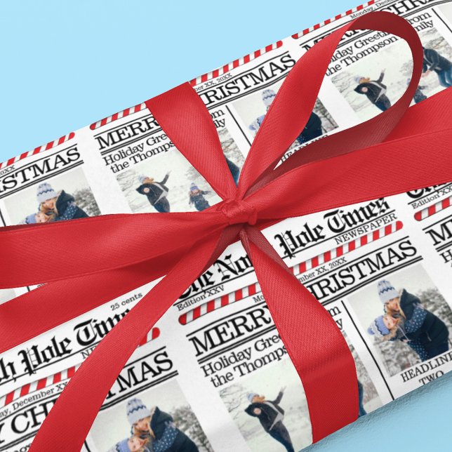 Papel De Regalo Personalizado del periódico de fotos navideñas Mer (Merry Christmas whimsical photo newspaper wrapping paper. )