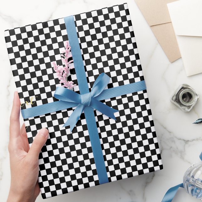 Papel De Regalo Personalizado Faux Gold Text Black and White Check (Custom Faux Gold Text Black and White Checkered Wrapping Paper)