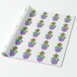 Papel De Regalo Piña púrpura rosa tropical<br><div class="desc">Papel de envolvimiento de piña púrpura tropical rosa - Conozca nuestra adorable piña púrpura, cogiendo un par de gafas de sol frescas con un giro de playa! En el reflejo de los tonos claros, se puede apreciar una playa tranquila con agua brillante y palmeras que se balancean. El único color...</div>