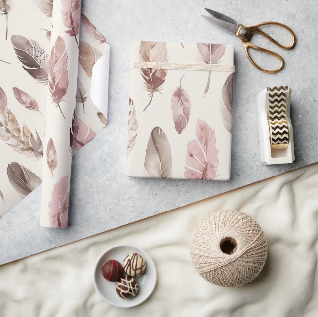 Papel De Regalo Pink Brown Feathers Cumpleaños (Artesanía)