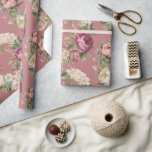 Papel De Regalo Pink Mauve Peony Floral Wreath Brillante<br><div class="desc">Con un fondo malva,  brillaba una peonía rosa y blanca muy bonito. Perfecto para todos tus regalos de ducha de novia.</div>