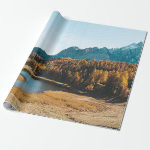 PAPEL DE REGALO PINOS CERCA DEL LAGO