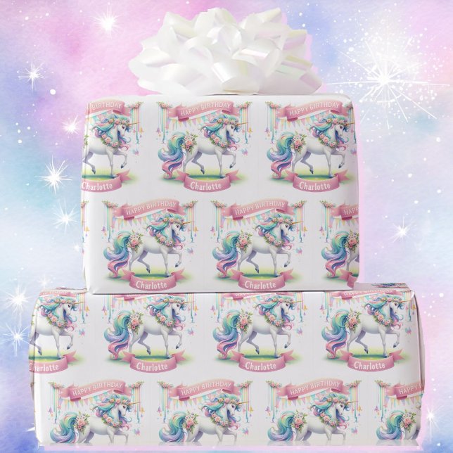 Papel De Regalo Prancing Unicorn Personaliza el Nombre del Chica C (Subido por el creador)