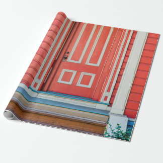 Papel De Regalo Puerta y porche de madera pintada de rojo tradicio