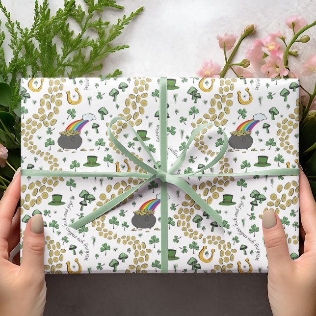 Papel De Regalo Puerto de oro de San Patricio (St Patrick's Hand-Drawn Design in Black Ink. Pot of Gold, Shamrocks, Green Clovers, Horseshoe, Coins)