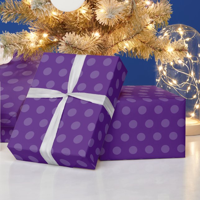 Papel De Regalo Puestos clásicos de polka en blanco morado reales (Vacaciones)