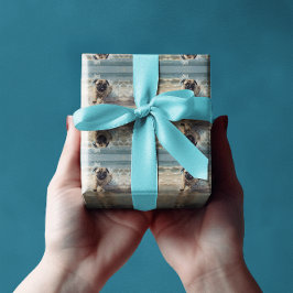 Papel De Regalo Pug feliz en el personalizable de la playa