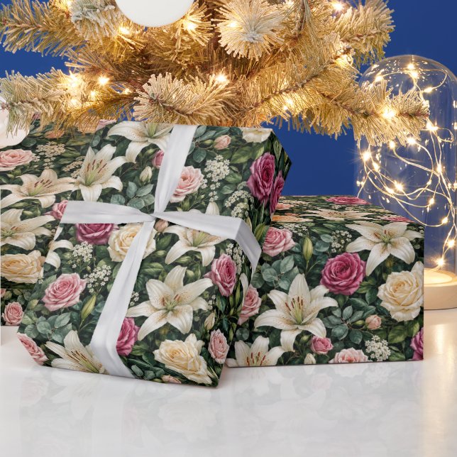 Papel De Regalo Ramo sofisticado de rosas, lirios y follaje (Vacaciones)