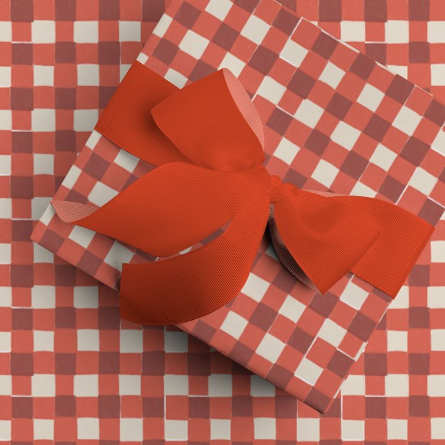 Papel De Regalo Red Checkered Gingham (Red and cream checkered gift wrapping paper.)
