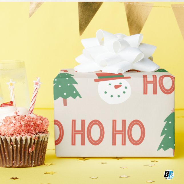 Papel De Regalo Red Green Cream Playful Modern Snowman Tree X-mas (Subido por el creador)