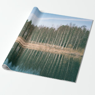Papel De Regalo Reflexiones abstractas de hermosos árboles en el l