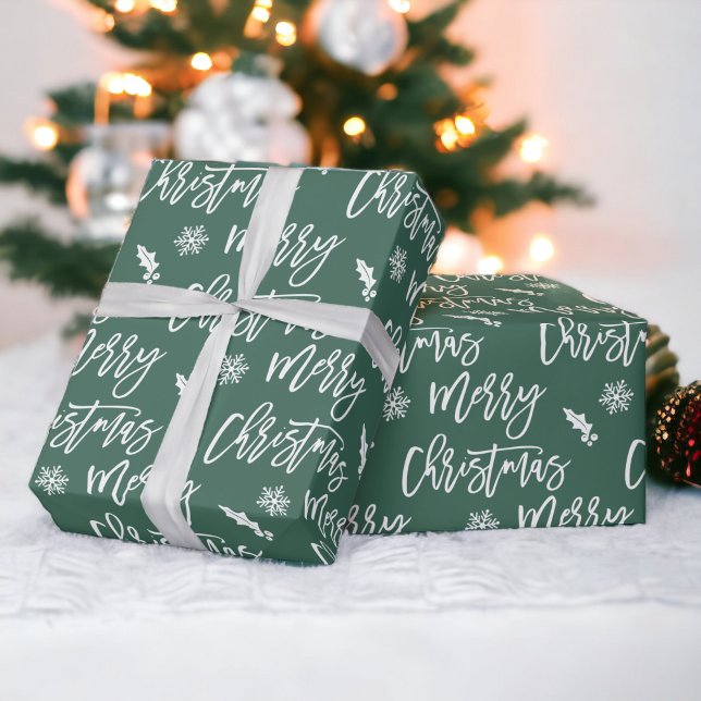 Papel De Regalo Regalo verde de mistletoe de copo de nieve navideñ (Merry Christmas snowflake mistletoe green pattern Wrapping Paper)
