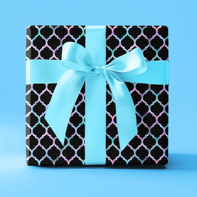 Papel De Regalo Relieve metalizado irlandés rosado y cuatrefoil ne (Aqua Pink Iridescent Foil and Black Quatrefoil Wrapping Paper)