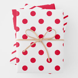 Papel de regalo rojo y blanco en hojas
