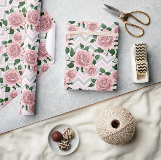 Papel De Regalo Rosas Rosadas Chevron (Artesanía)