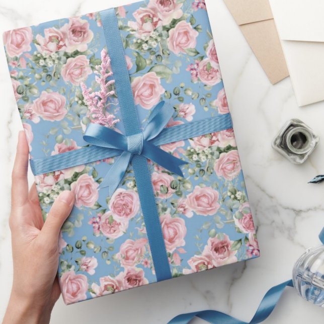 Papel De Regalo Rosas rosadas y peonías sobre azul (Subido por el creador)