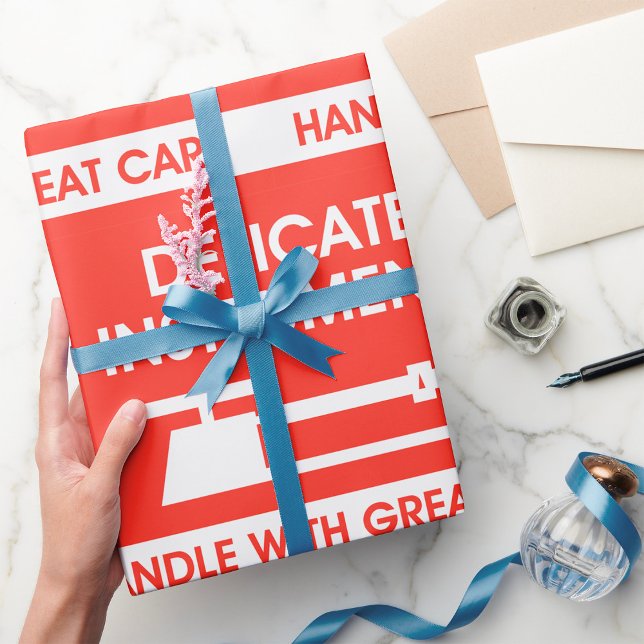 Papel De Regalo Rótulo Delicate Instruments (Subido por el creador)