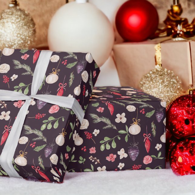 Papel De Regalo Rústicos Navidades florales de acuarela bauble (Rustic Christmas floral bauble watercolor pattern Wrapping Paper on purple)