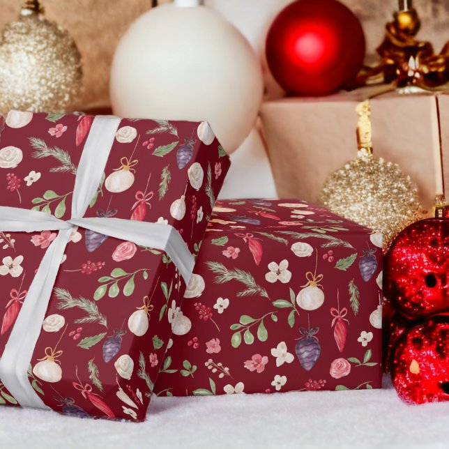 Papel De Regalo Rústicos Navidades florales de acuarela bauble (Rustic Christmas floral bauble watercolor pattern Wrapping Paper on red)