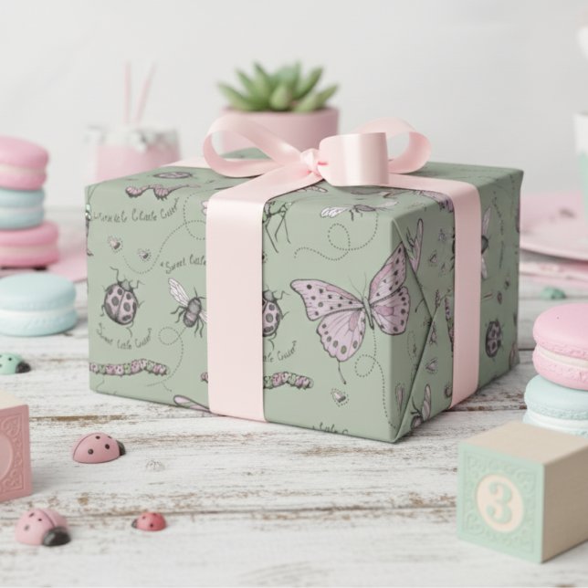 Papel De Regalo Sage Sweet Little Critter Feminine Rubor Pink (Cute Pink & Sage Girly Insect Wrapping Paper for Baby Shower, Bug Birthday Party & 1st Bday for Kids)